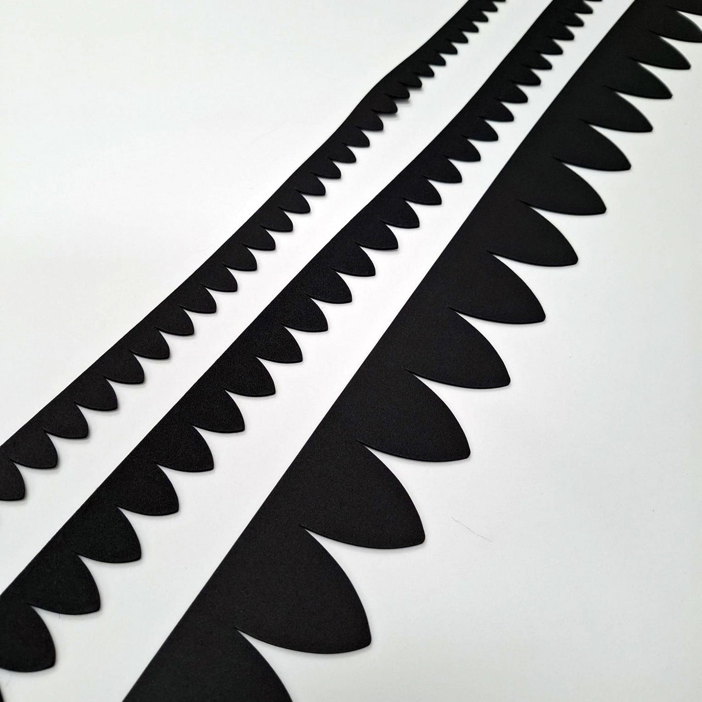 HD Dragon Scales by the Meter Large Medium & Small